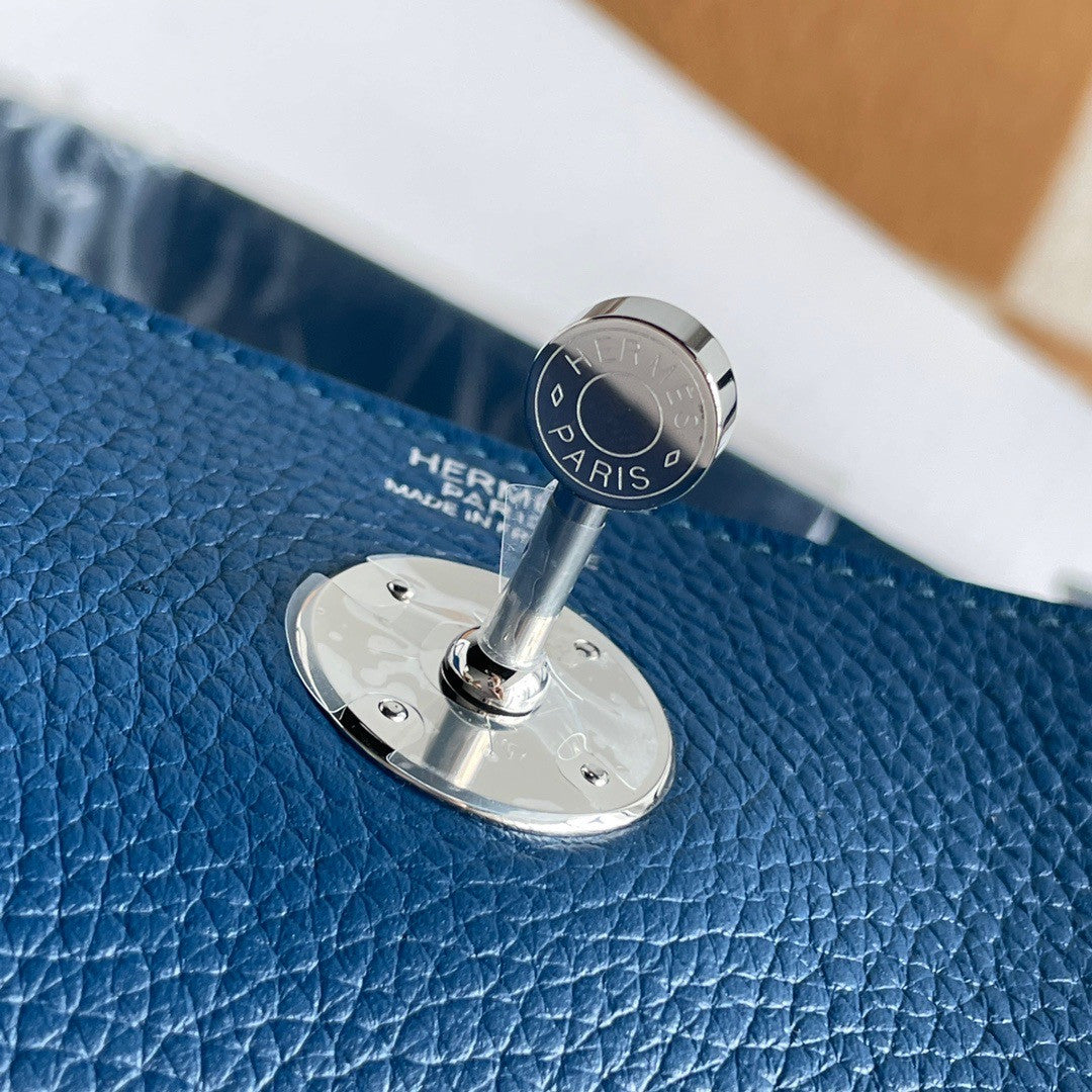 Hermes Deep Bleu Lindy 26 Togo Palladium Hardware