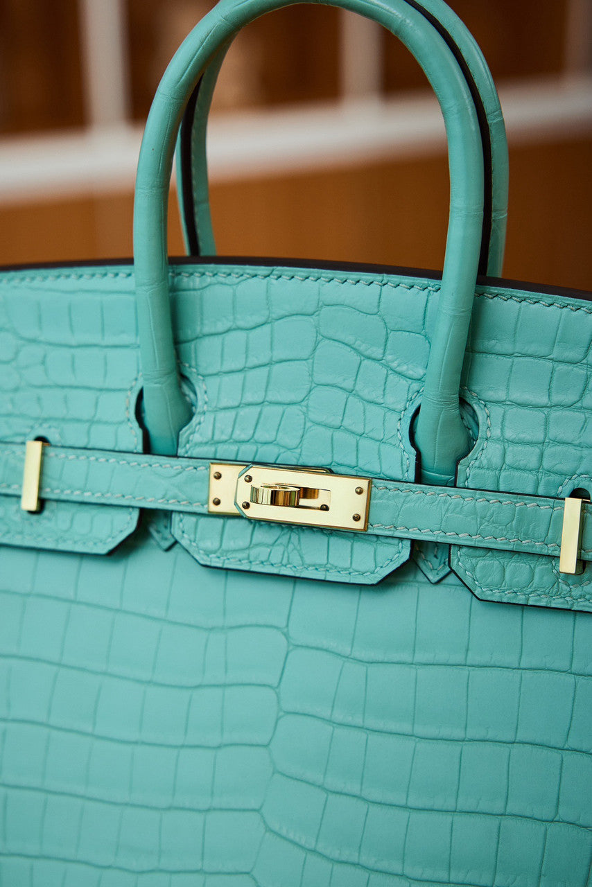 Hermes  Vert D'Eau Birkin Bag 25cm Niloticus Crocodile Leather Gold Hardware