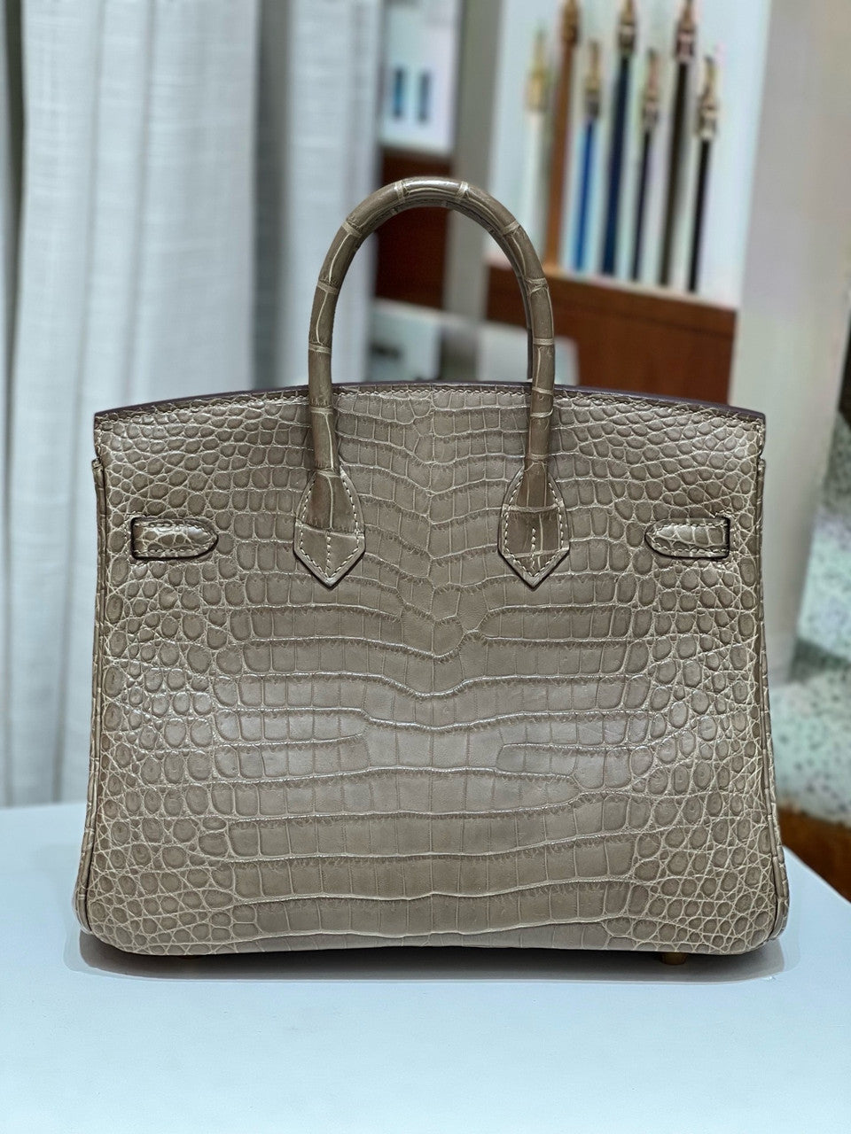 Hermes Etoupe Birkin 25 in Porosus  Crocodile with Gold hardware