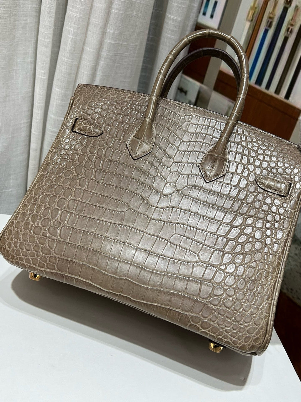 Hermes Etoupe Birkin 25 in Porosus  Crocodile with Gold hardware