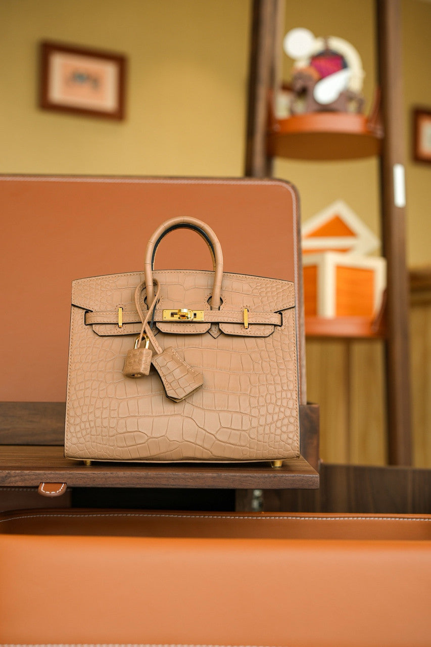 Hermès Birkin 20 Matte Masala Chai Alligator Gold Hardware