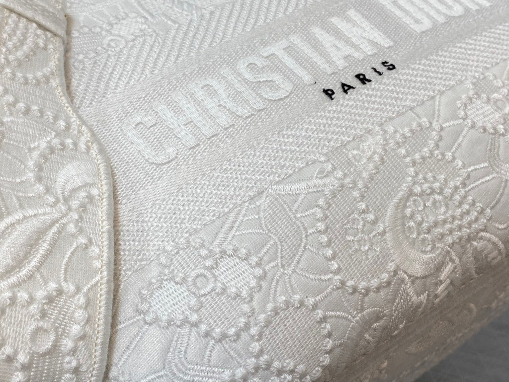 Christian Dior MEDIUM LADY D-LITE BAG Natural Embroidery with Macramé Effect  White