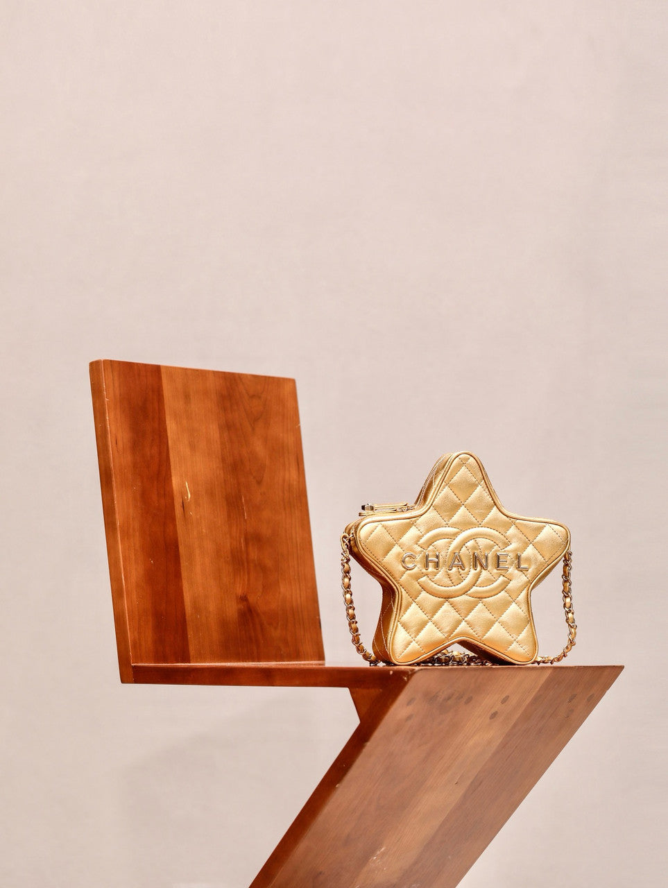 CHANEL STAR HAND BAG GOLD