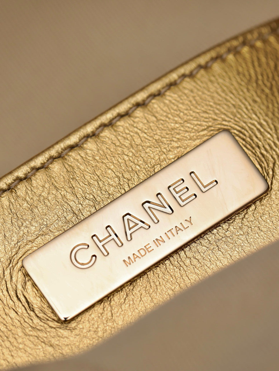 CHANEL STAR HAND BAG GOLD