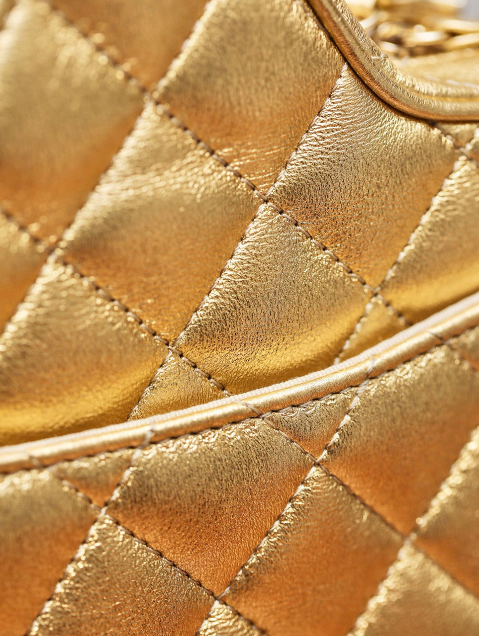 CHANEL STAR HAND BAG GOLD