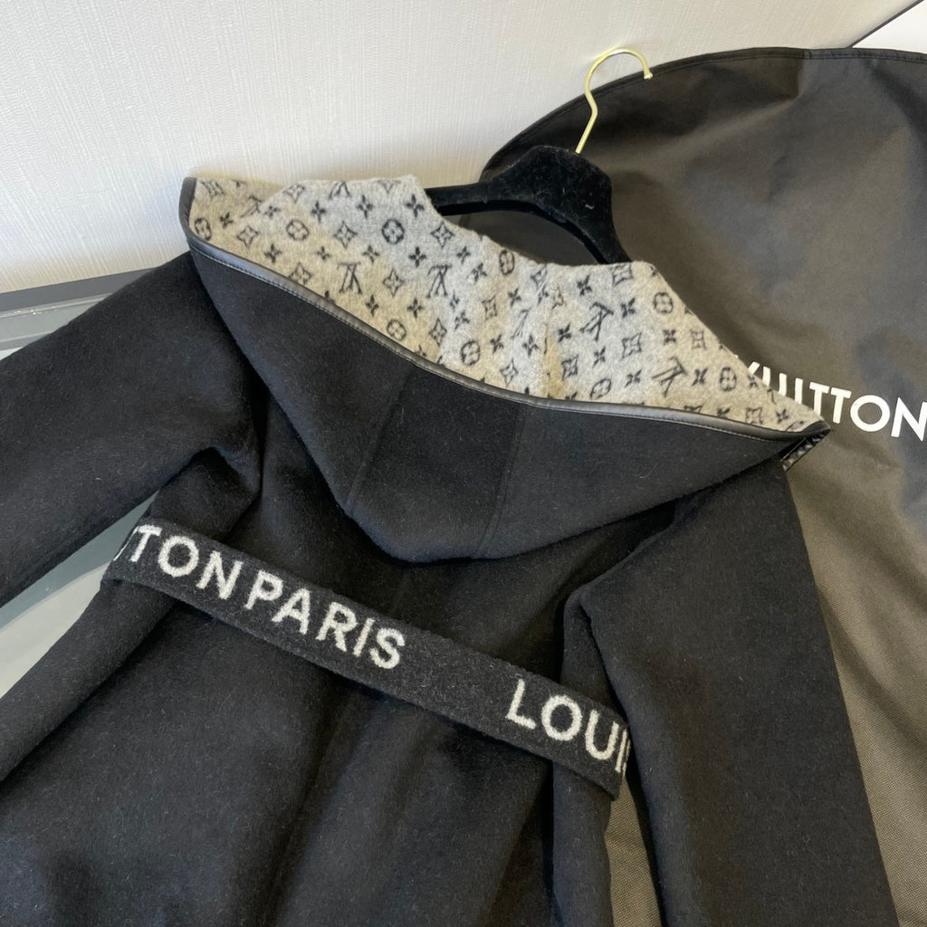 Louis Vuitton 1A91SM  BELTED SHORT WRAP PEA COAT