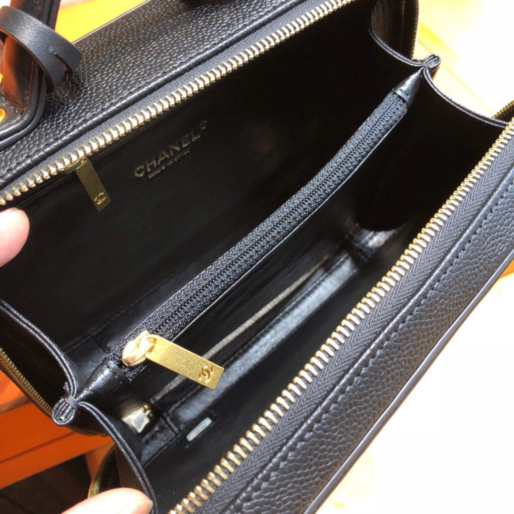 CHANEL CC FILIGREE VANITY CASE BAG Medium Black