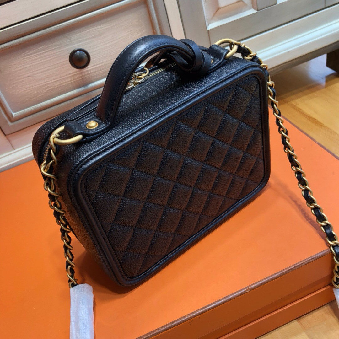 CHANEL CC FILIGREE VANITY CASE BAG Medium Black