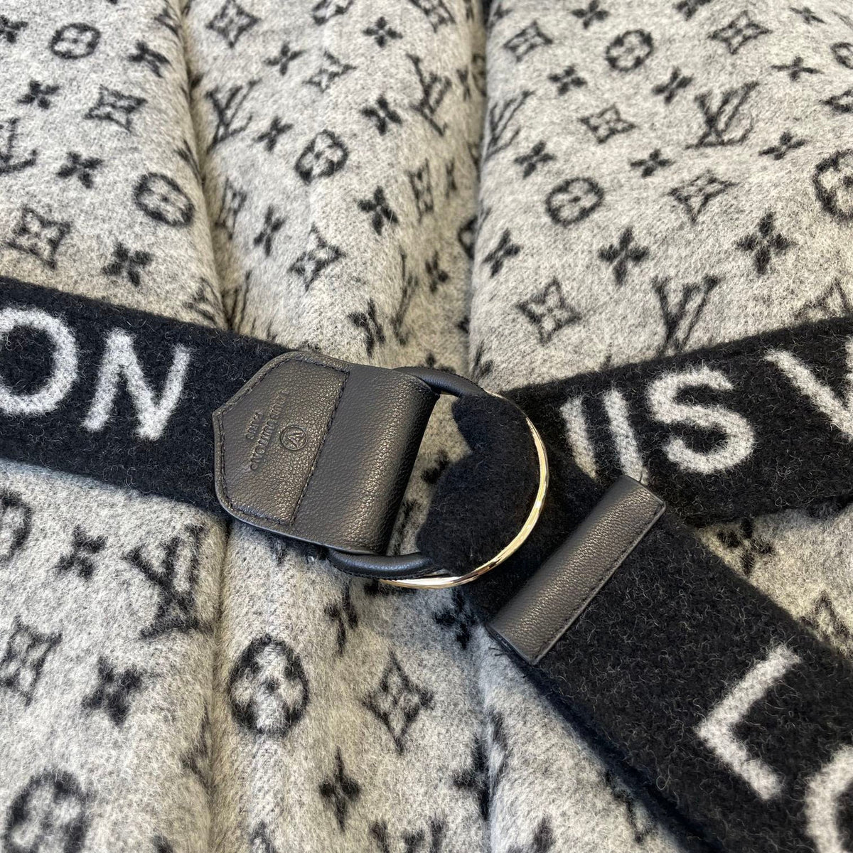 Louis Vuitton 1A91SM  BELTED SHORT WRAP PEA COAT