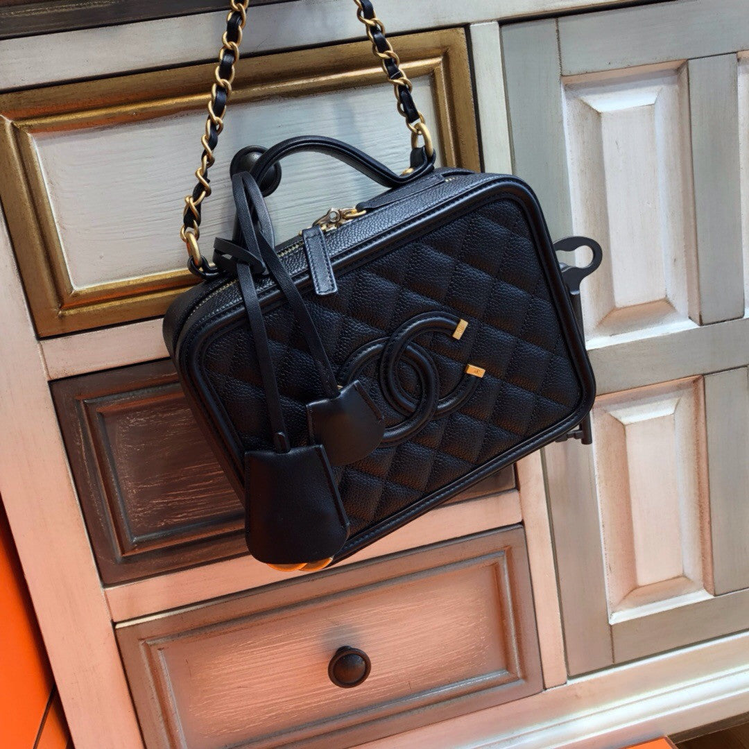 CHANEL CC FILIGREE VANITY CASE BAG Medium Black