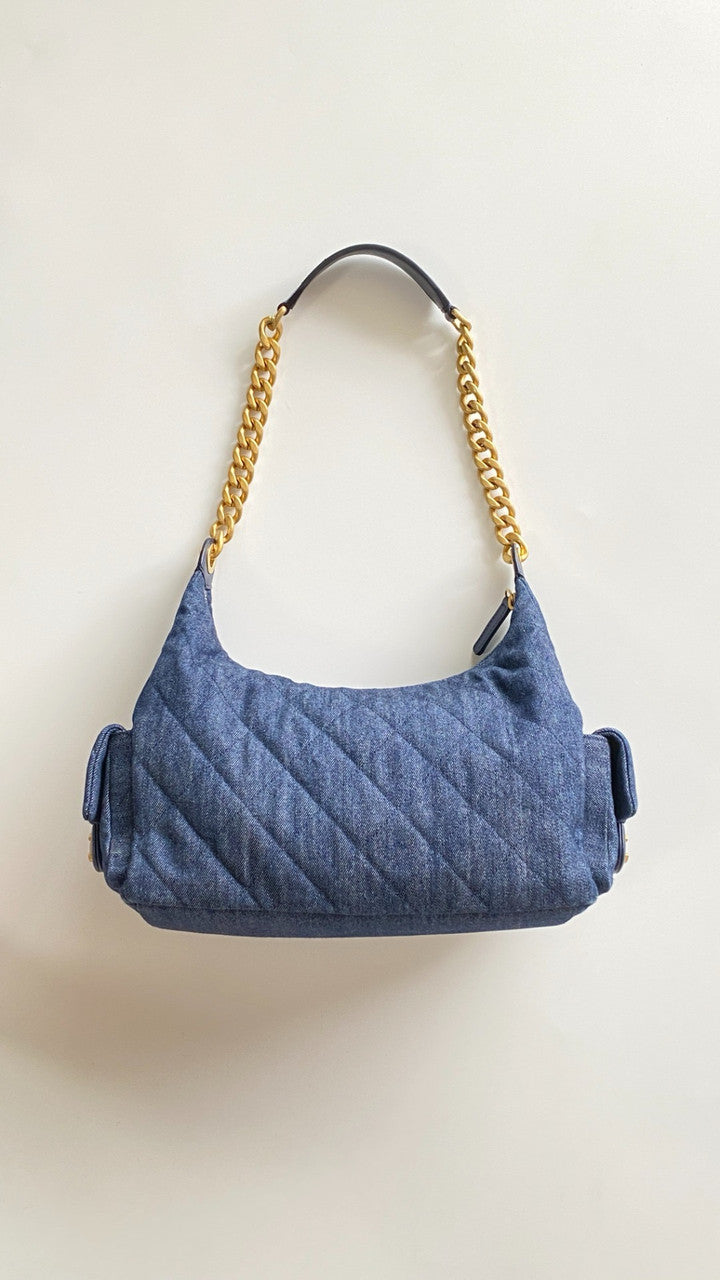 Chanel Cruise 2024/25   Large Hobo Bag   Washed Denim & Gold-Tone Metal  Blue
