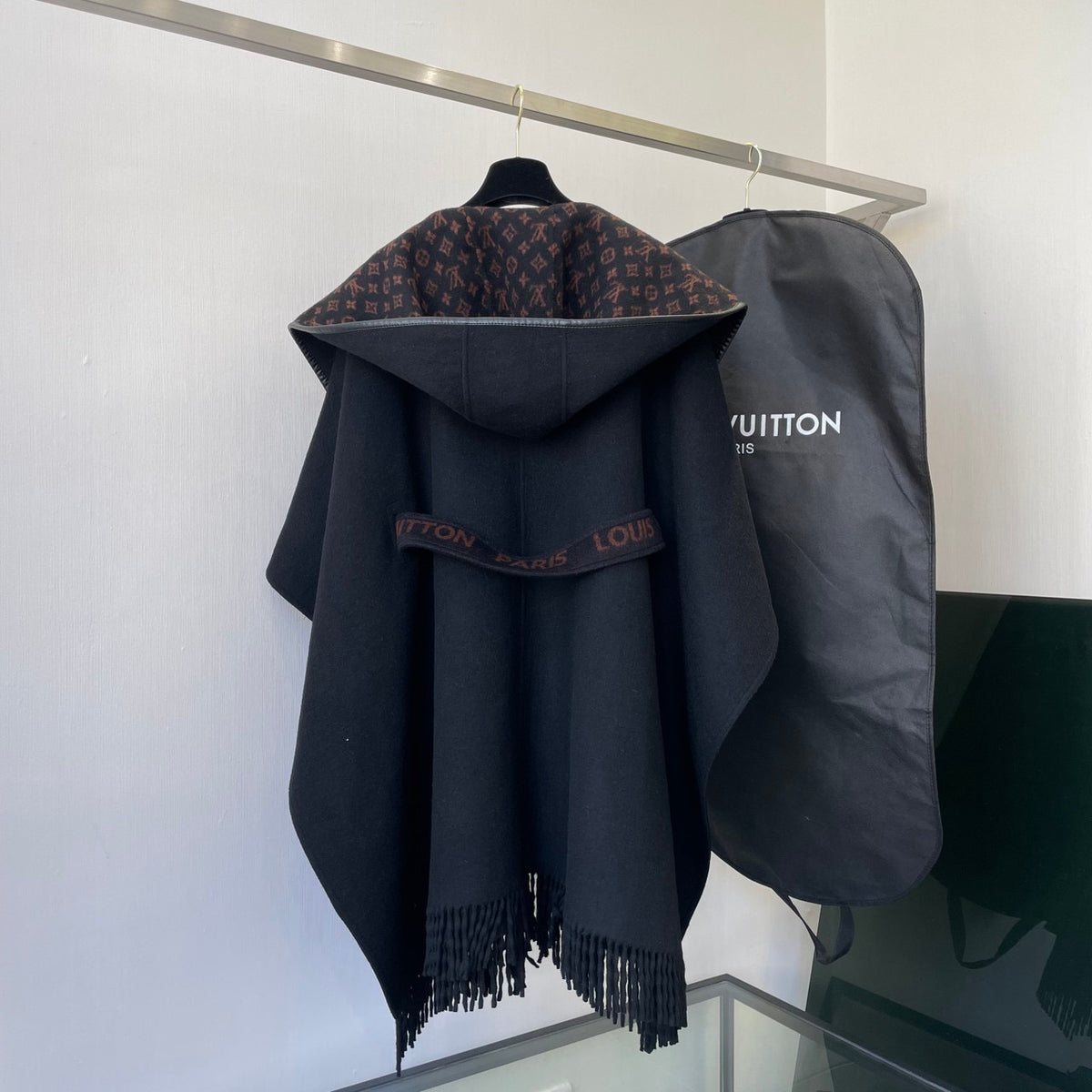 Louis Vuitton 1A83TO  HOODED WRAP CAPE COAT IN WOOL AND SILK WITH FRINGE