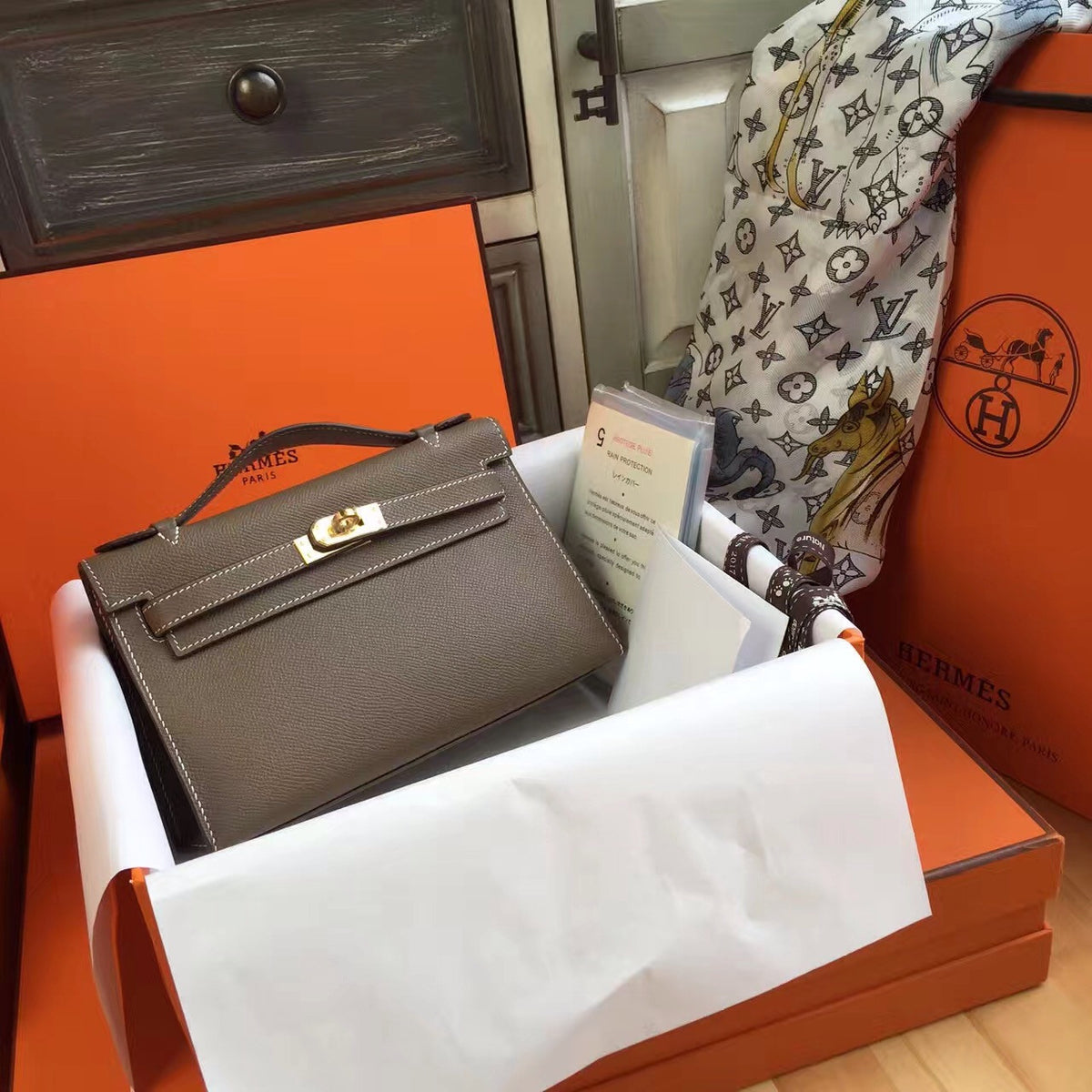 Hermès 18 Etoup Mini Kelly Pochette Epsom leather Gold hardware