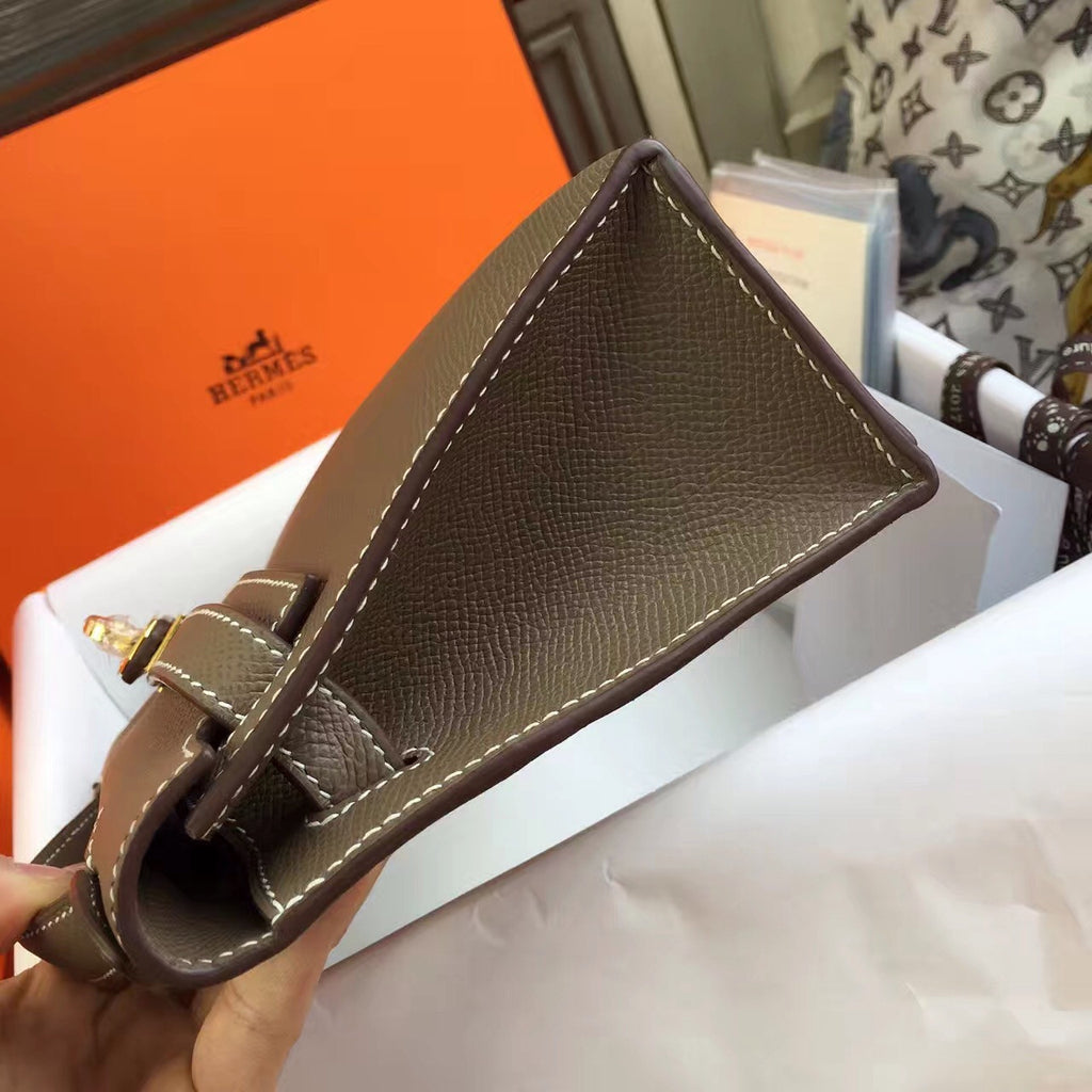 Hermès 18 Etoup Mini Kelly Pochette Epsom leather Gold hardware