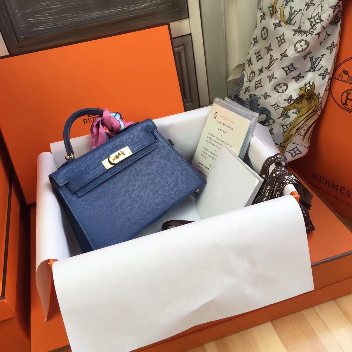 Hermès R2 Bleu Agate Kelly Mini II Epsom Gold Hardware