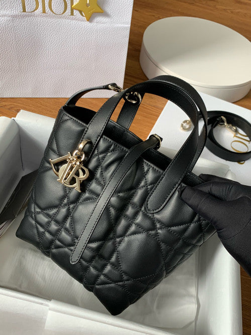 Christian Dior Medium Dior Toujours Vertical Tote Bag Black Macrocannage Crinkled Calfskin