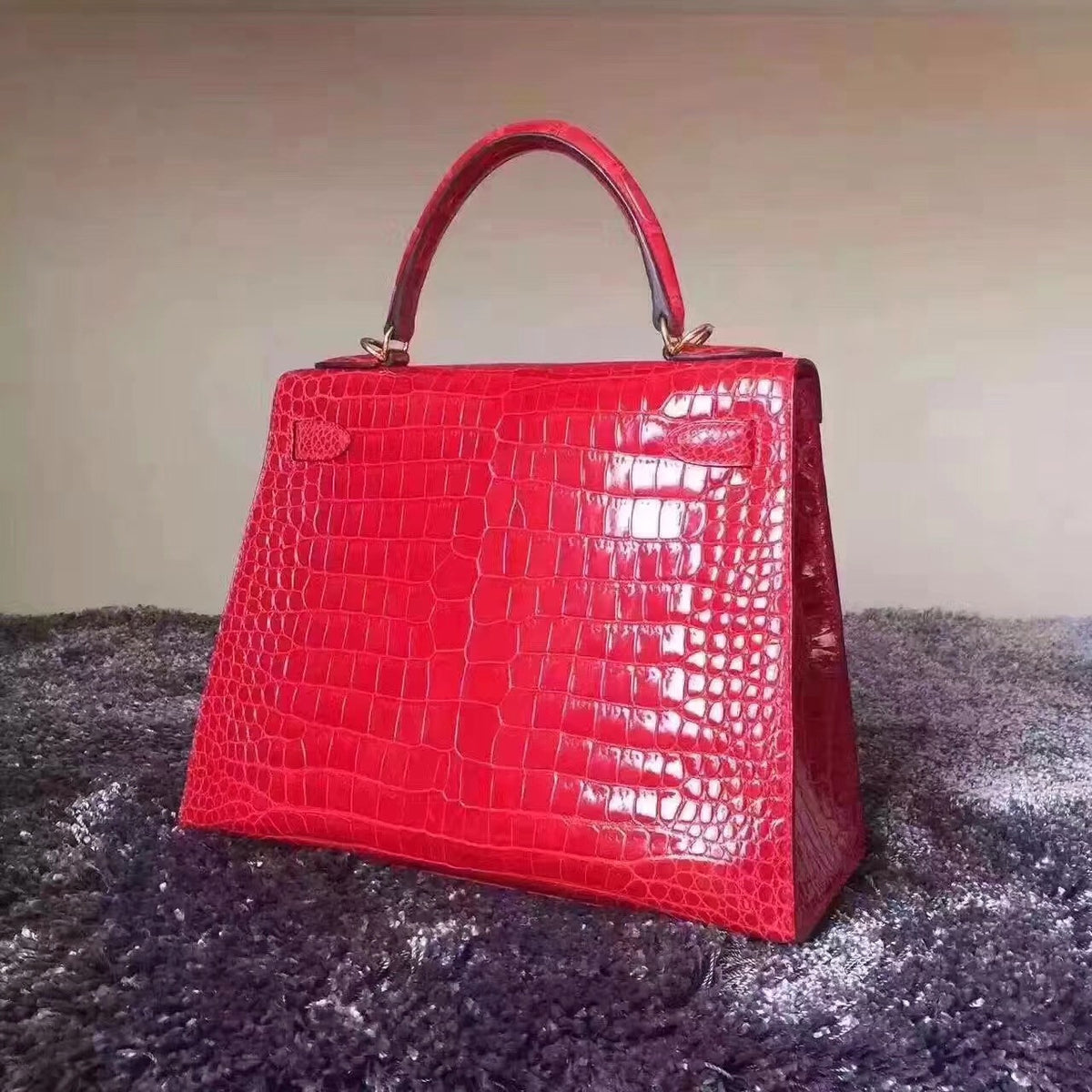 Hermes Red Kelly 32 in Porosus Crocodile with Gold hardware