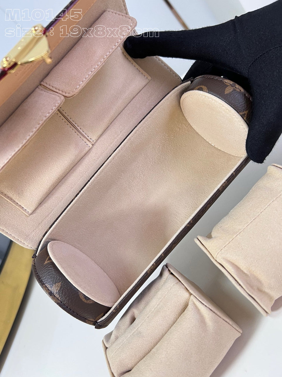 Louis Vuitton M10145 Etui Bijoux