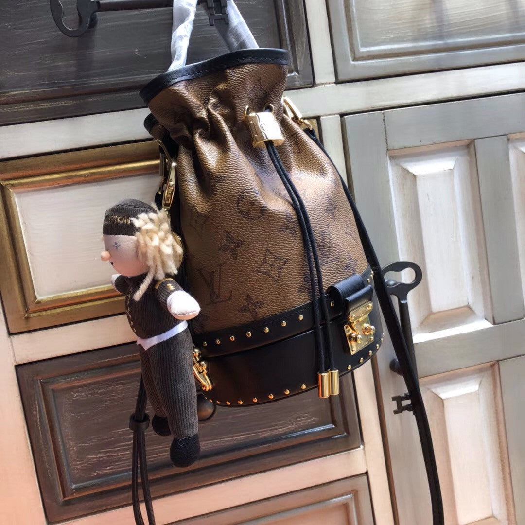 Louis Vuitton PETIT NOE TRUNK M43511