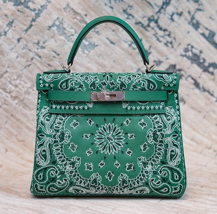 Hermes x Jay Ahr Special Edition custom-embroidering Green Kelly 28 Bag Epsom Leather Palladium Hardware