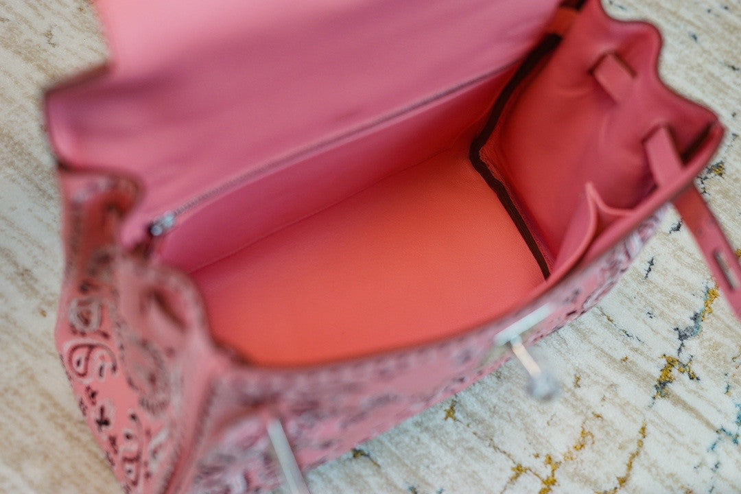 Hermes x Jay Ahr Special Edition custom-embroidering Pink Kelly 28 Bag Epsom Leather Palladium Hardware