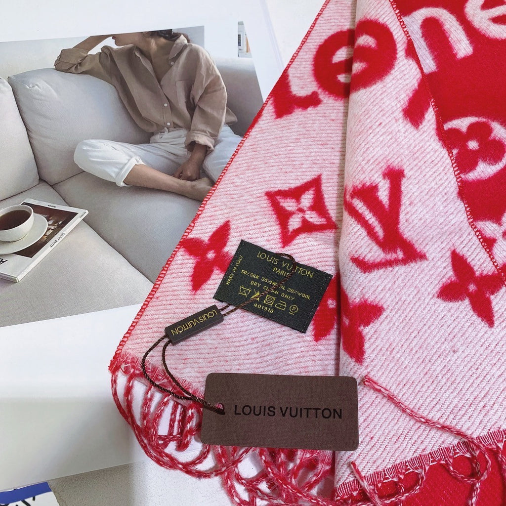Louis Vuitton x Supreme scarf, sold with box and dust bag