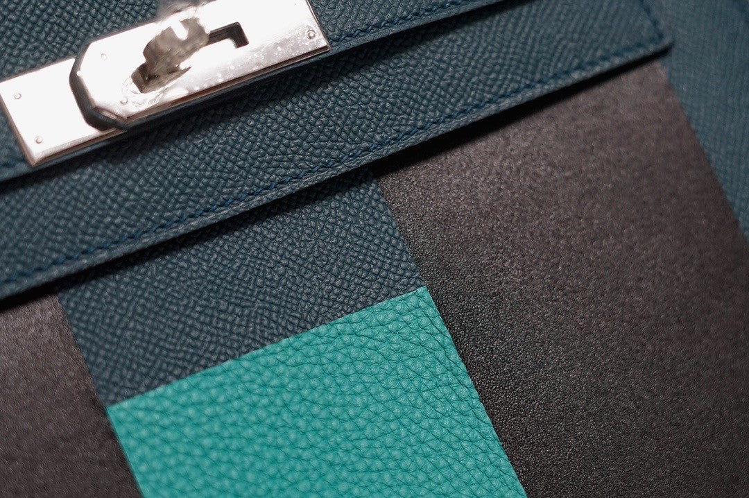 Hermes Limited Edition Green Kelly 28cm Lettre H Epsom PHW