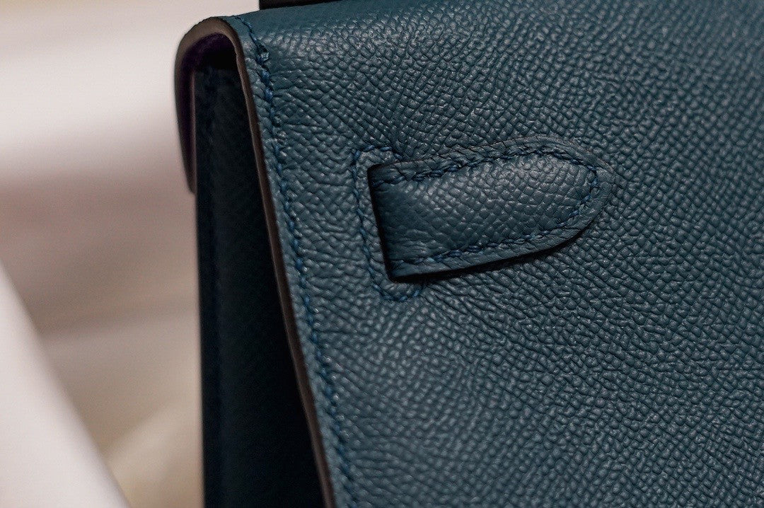 Hermes Limited Edition Green Kelly 28cm Lettre H Epsom PHW