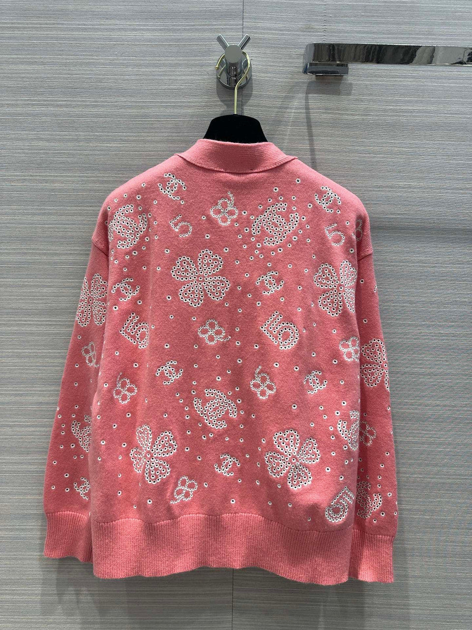 Chanel SS2023 Pre-Collection CARDIGAN Pink