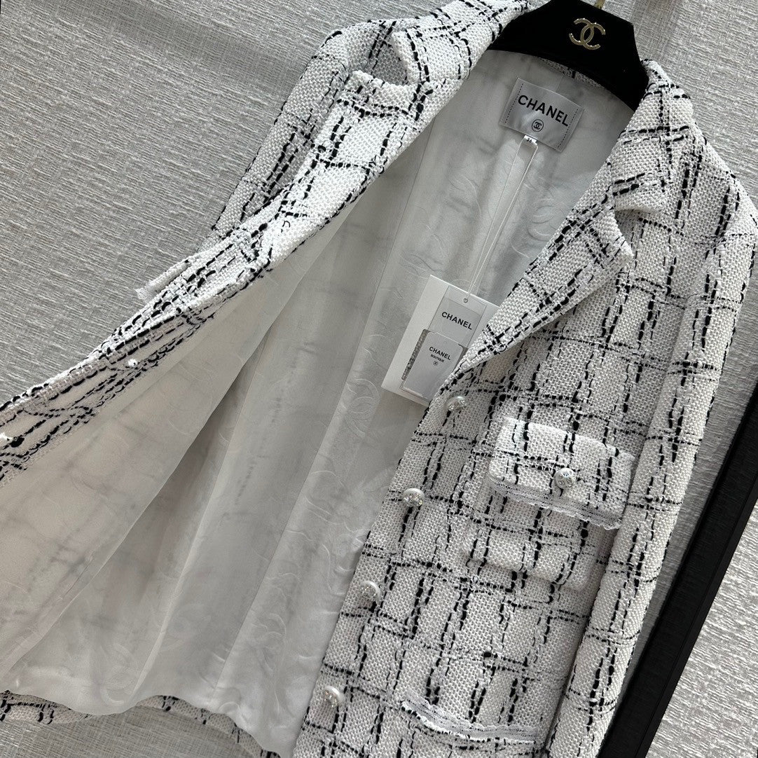 Chanel Light White & Black Cotton Tweed Jacket SS2023