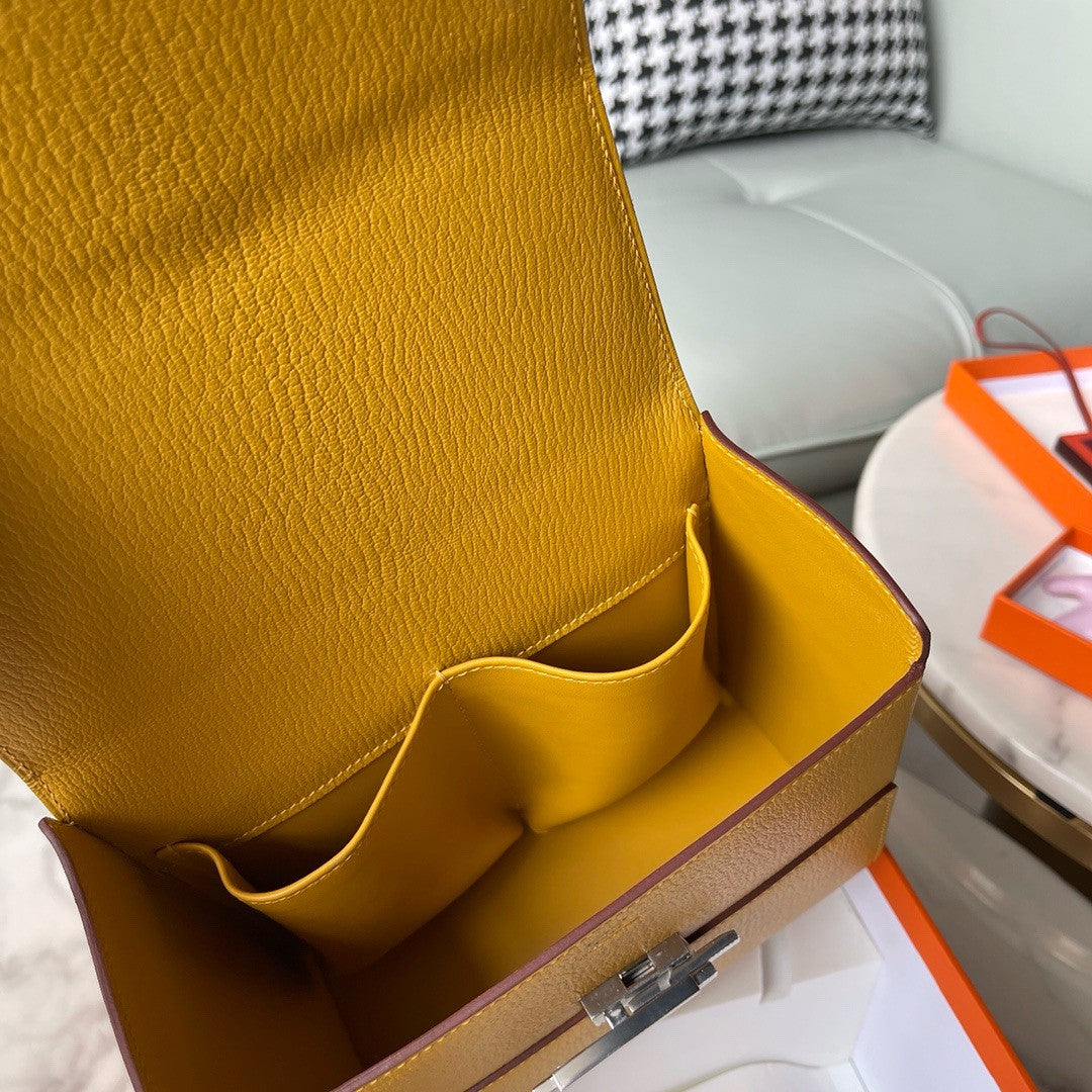 Hermes Cinhetic bag Amber With Palladium Hardware Hermes