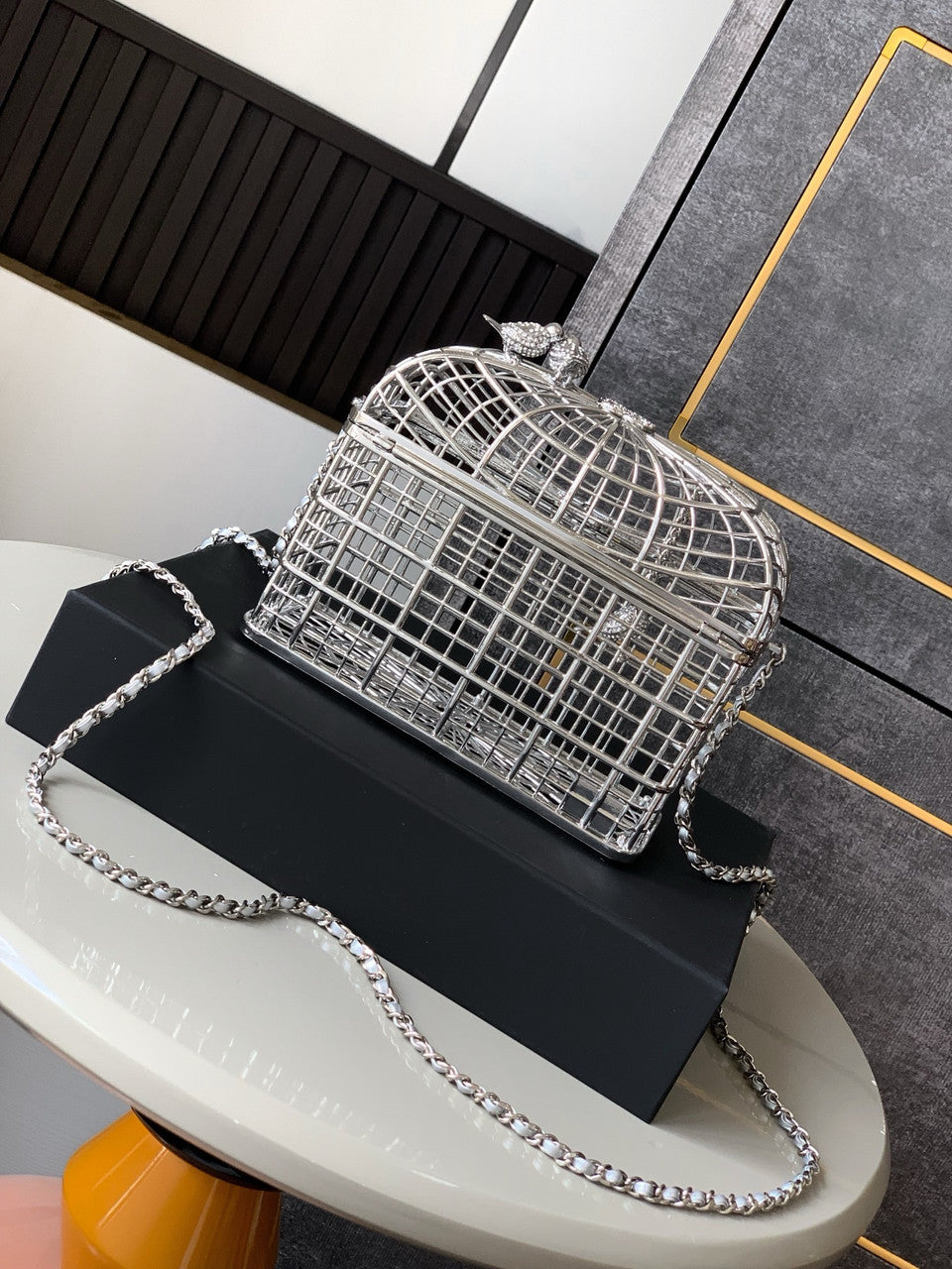 Chanel SPRING-SUMMER 2025   BIRDCAGE MINAUDIERE SILVER