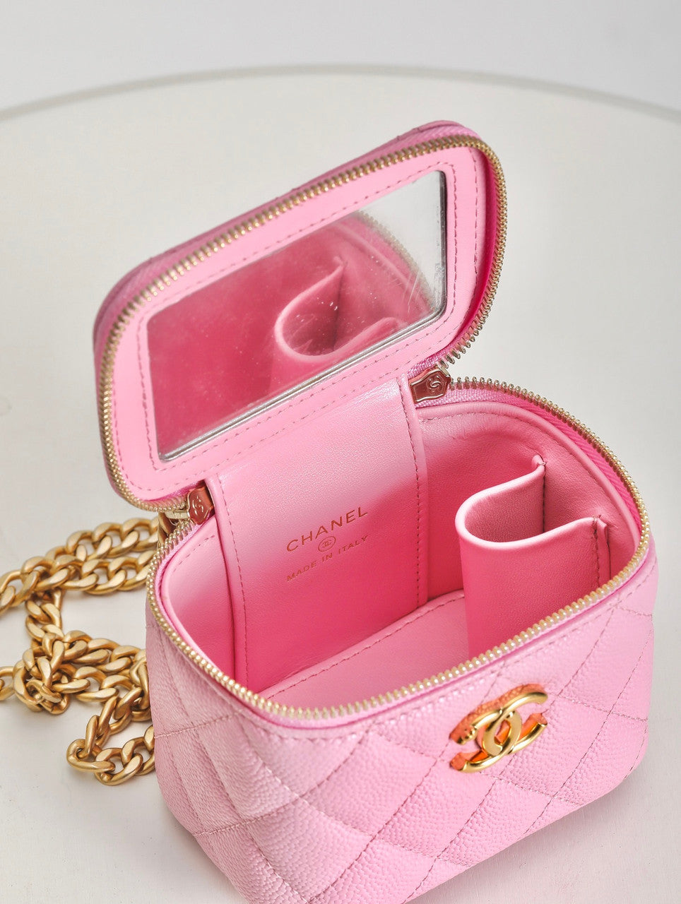 Chanel CLUTCH WITH CHAIN PINK SS2023