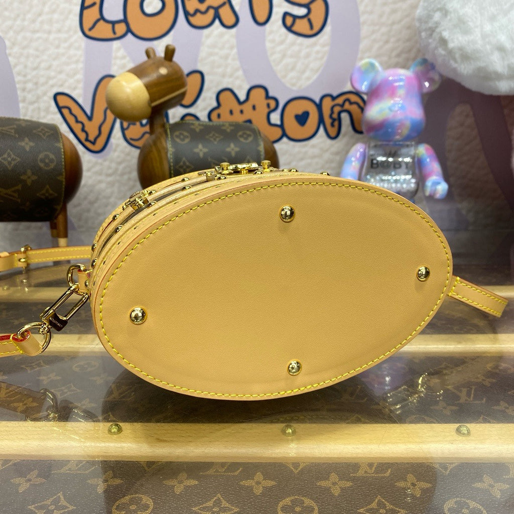 Louis Vuitton M24843 Ellis Bag