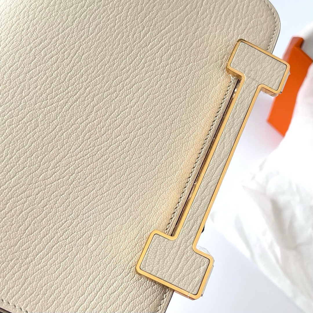 Hermès Geta Craie Chevre Gold Hardware