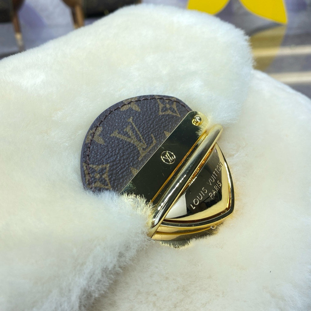 Louis Vuitton M12097 New Sunset Bag