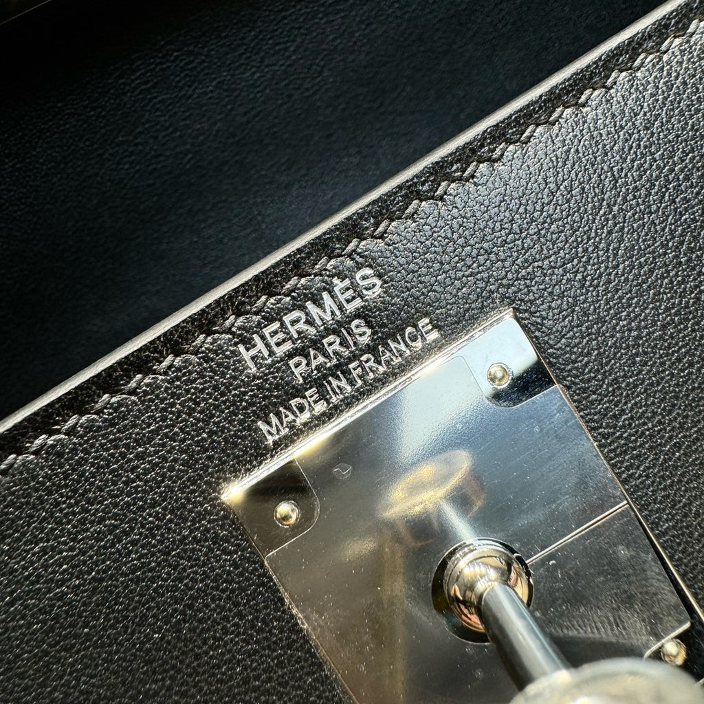 Hermes LIMITED EDITION BLACK SWIFT LEATHER LAKIS KELLY 28 WITH Palladium HARDWARE