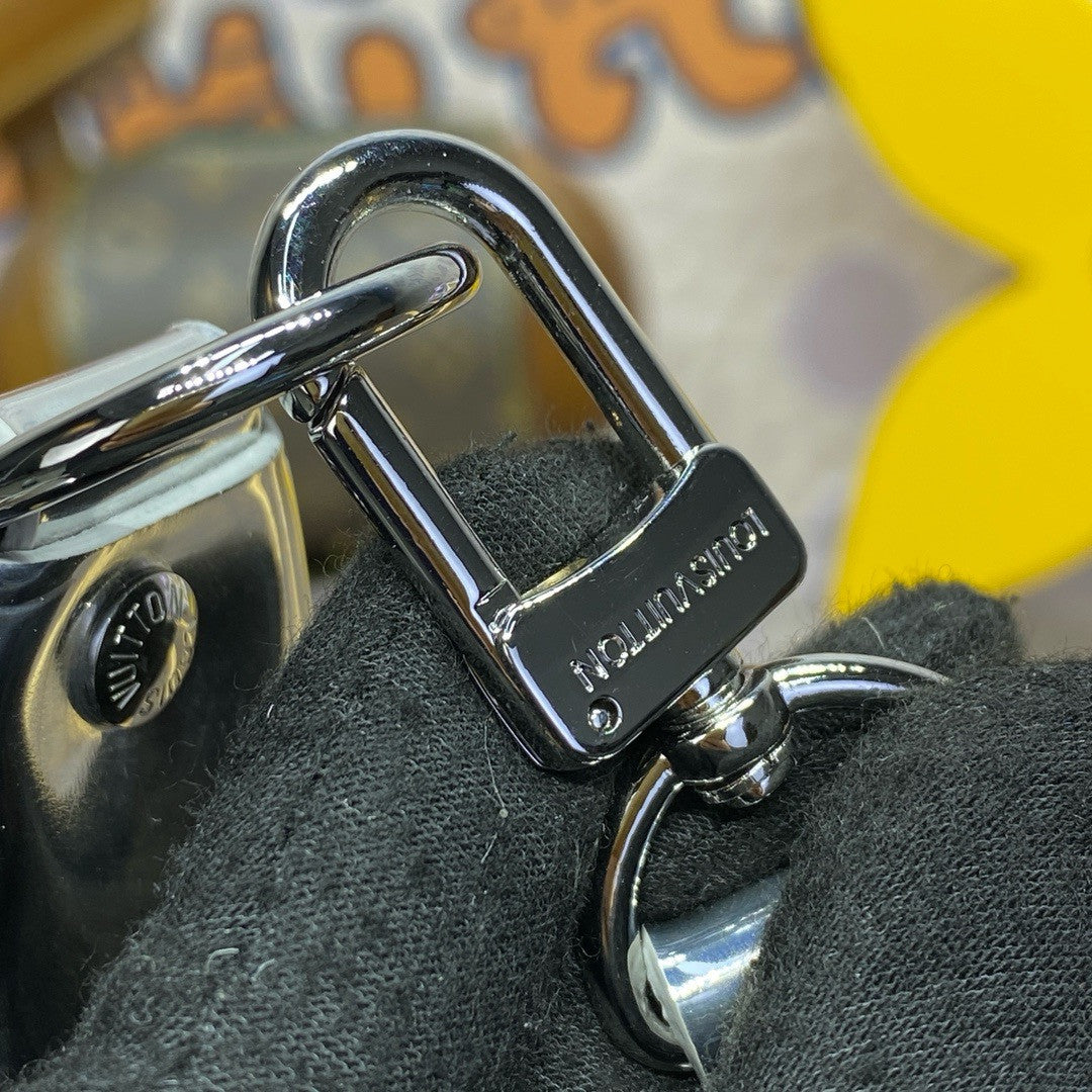 Louis Vuitton M11833 Ski Loop PM Bag
