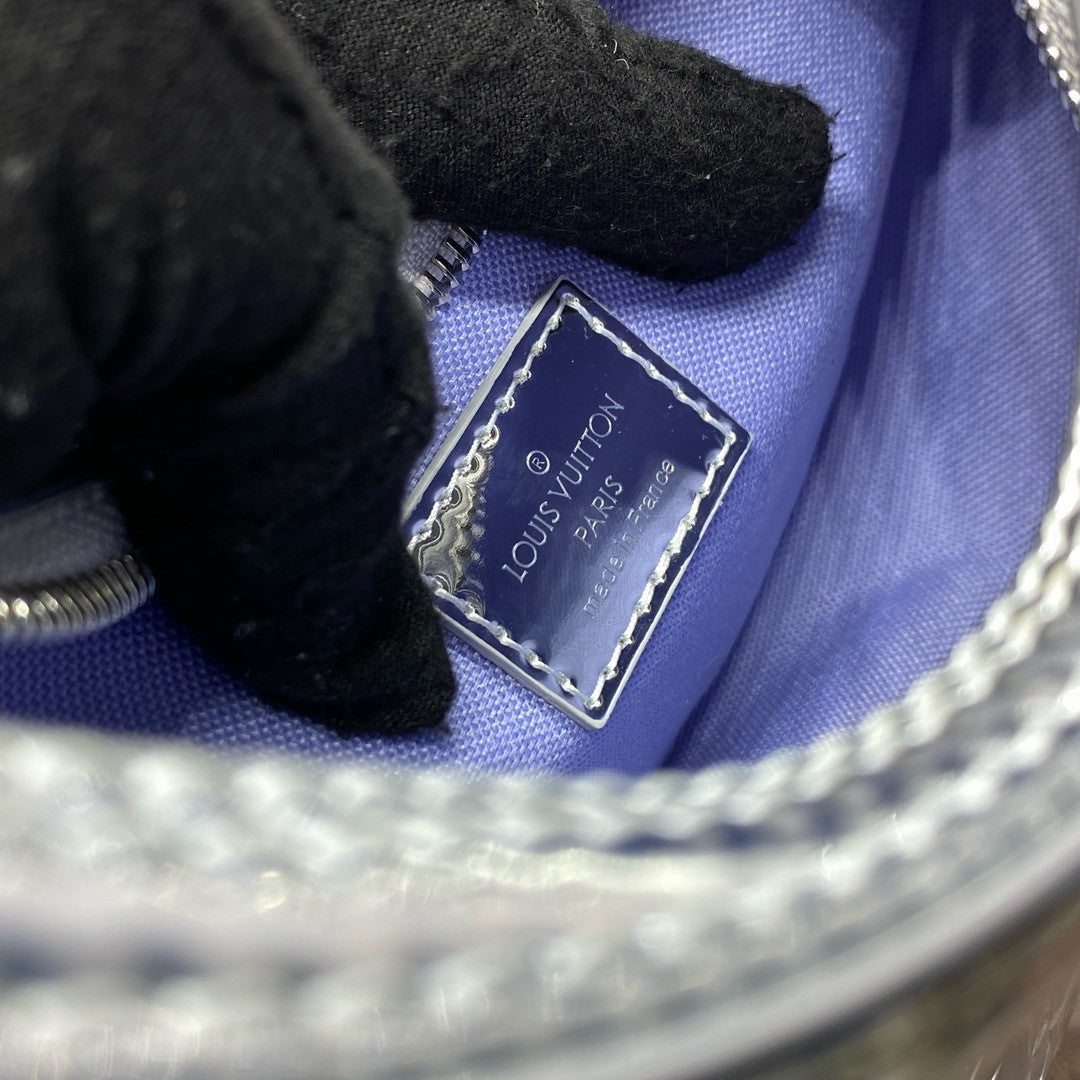 Louis Vuitton M11833 Ski Loop PM Bag
