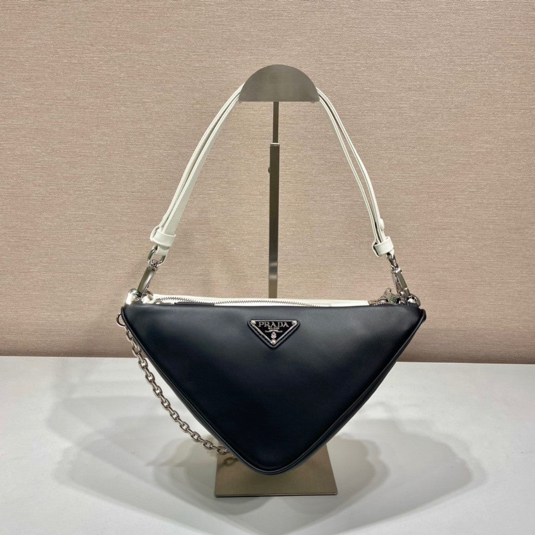 Prada Triangle leather shoulder bag White/Black