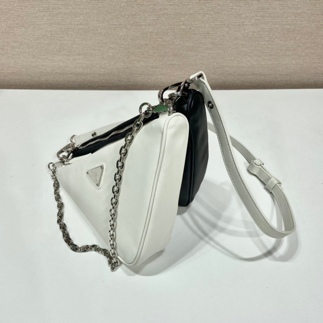 Prada Triangle leather shoulder bag White/Black