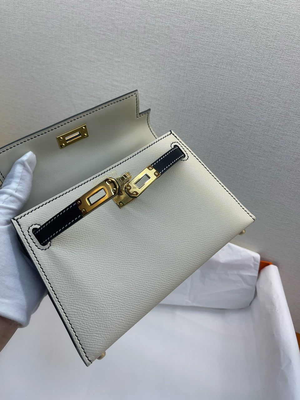 Hermes Special Order Black/Craie Mini Kelly 20 cm Epsom Gold Hardware