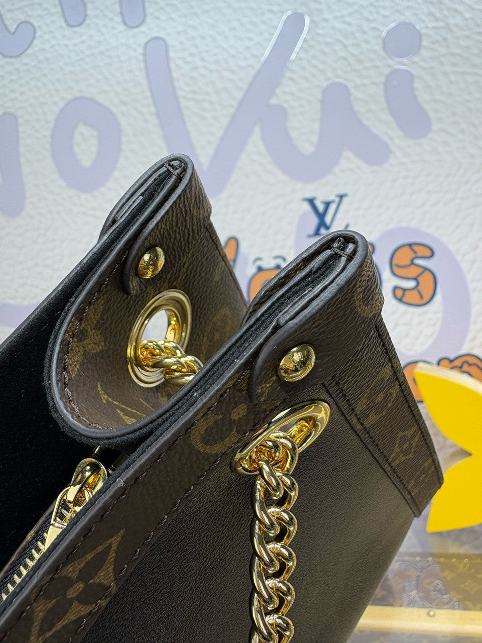 Louis Vuitton M13137 Fashion Show Nova MM Tote Bag
