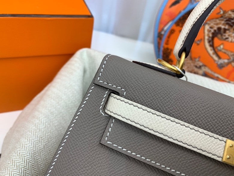 Hermes Craie/Etoupe  Kelly 25 cm Epsom Gold Hardware