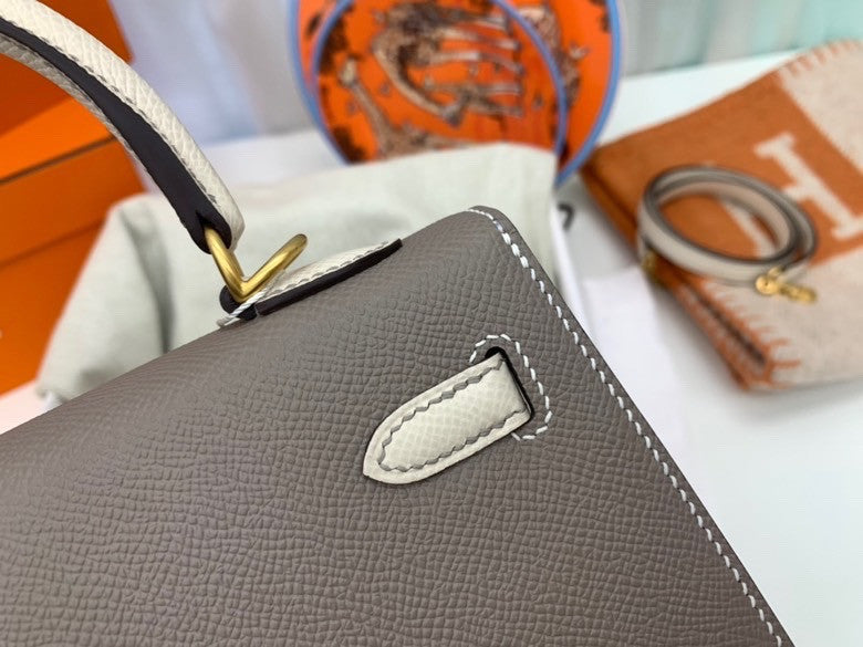 Hermes Craie/Etoupe  Kelly 25 cm Epsom Gold Hardware