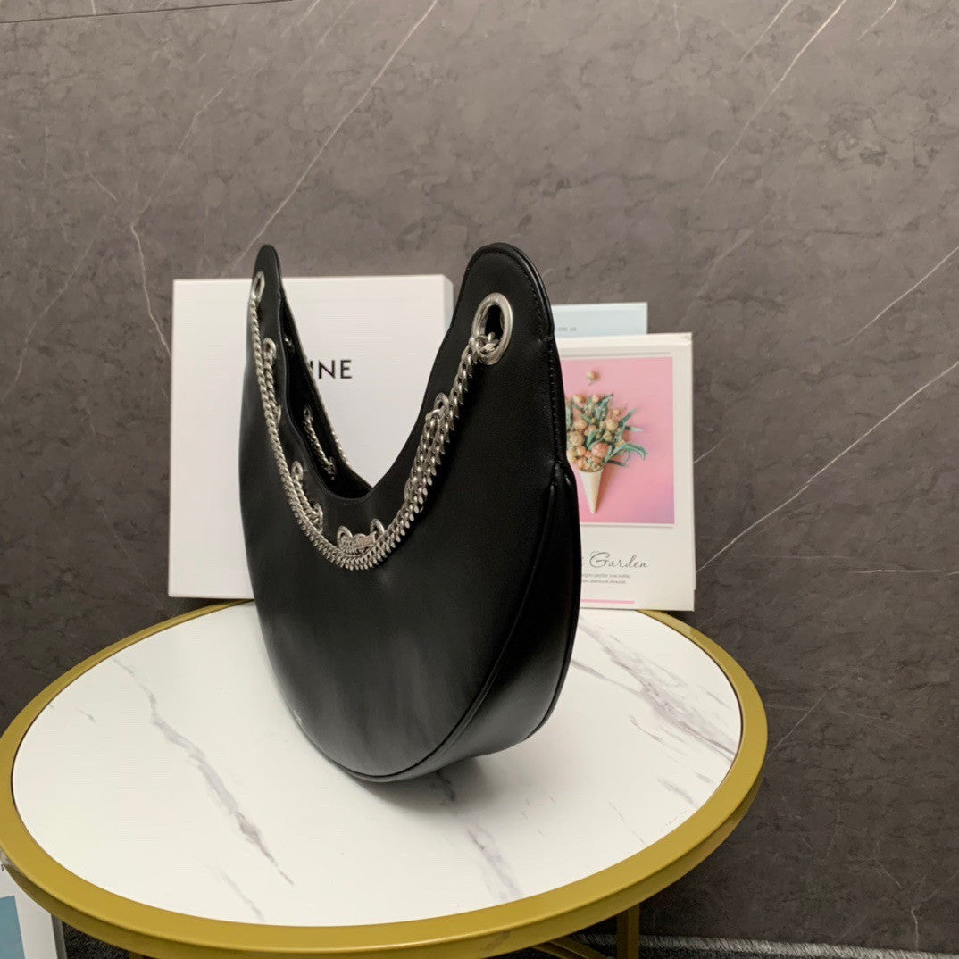 CELINE LARGE AVA CHAIN IN SMOOTH CALFSKIN BLACK