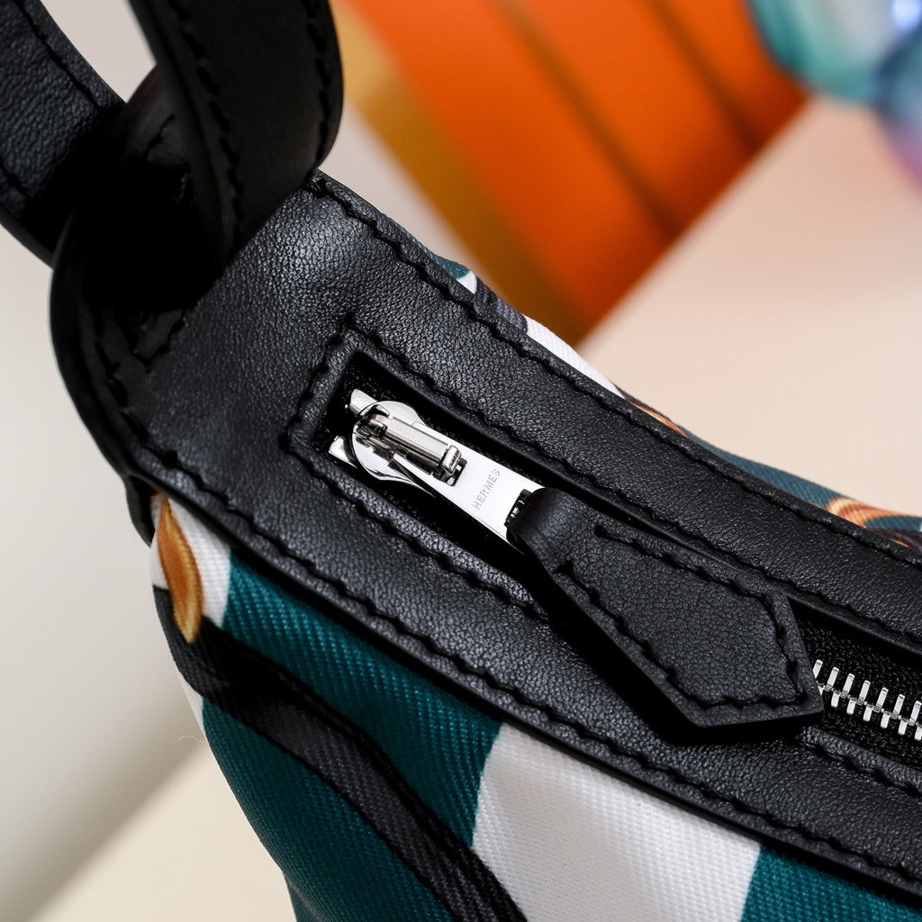Hermès Silky City 33 Bag – "Brides de Gala" Silk &amp; Barenia Leather