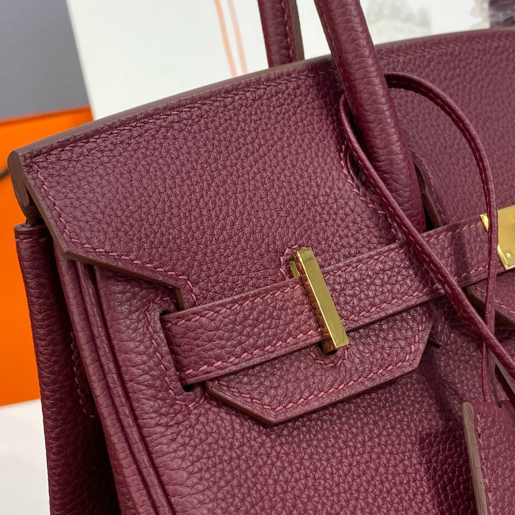 Hermès 18 Bordeaux Birkin 30 cm Togo Leather Gold Hardware