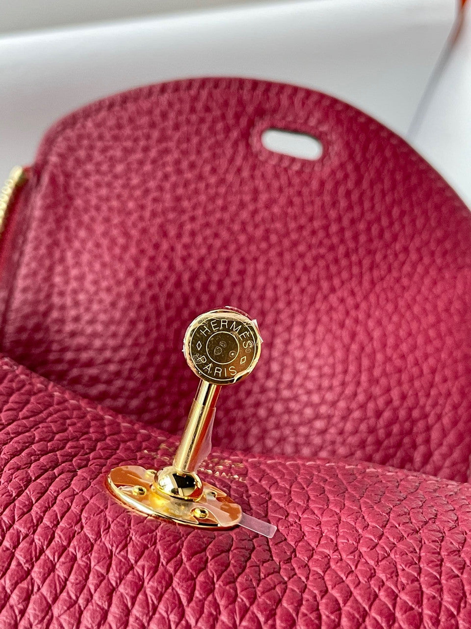 Hermes Mini Lindy 20cm Bag Rough Grenada Togo Gold Hardware