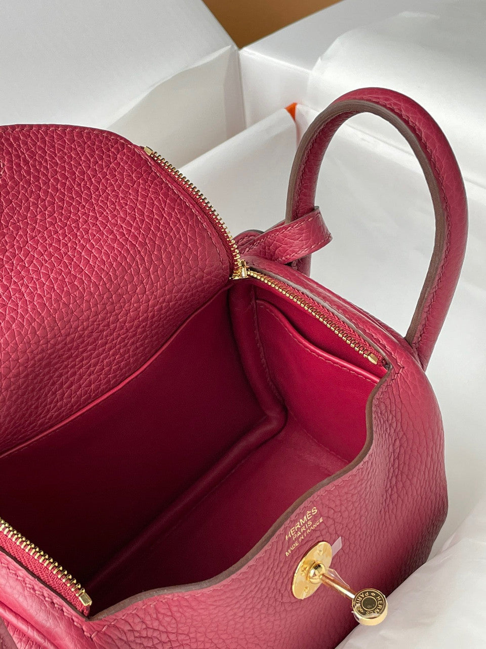 Hermes Mini Lindy 20cm Bag Rough Grenada Togo Gold Hardware